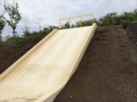 20150519人研滑り台(1)_R